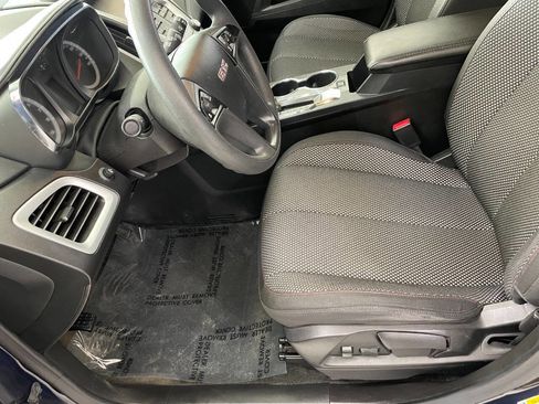 Used 2017 GMC Terrain SLE image 17