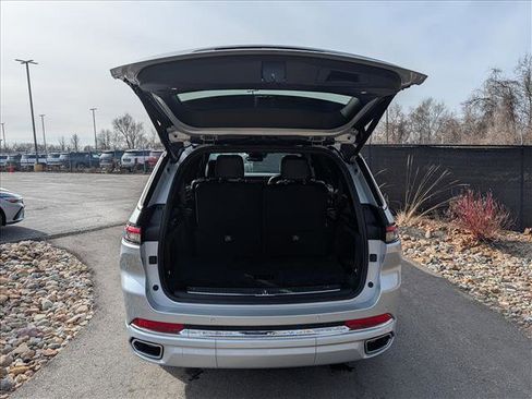 Used 2025 Jeep Grand Cherokee L Overland w/ Luxury Tech Group IV image 25