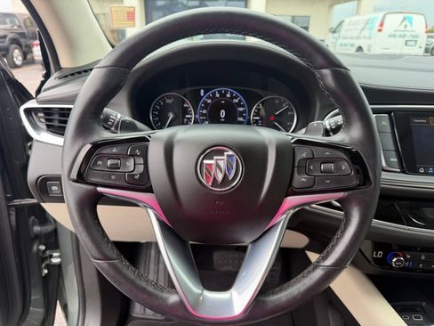 Used 2023 Buick Enclave Avenir w/ Avenir Technology Package FWD image 33