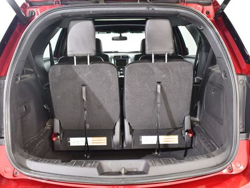 Used 2014 Ford Explorer XLT w/ Equipment Group 202A image 21