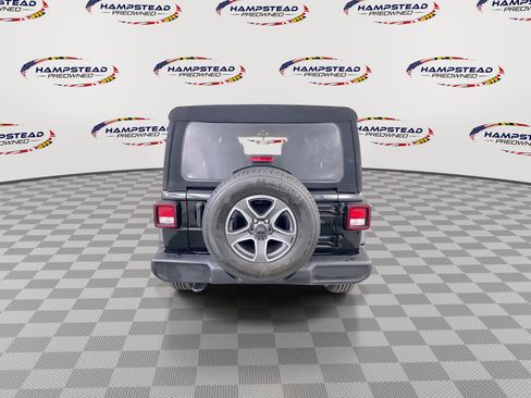 Used 2022 Jeep Wrangler Unlimited Sport AWD/4WD image 7