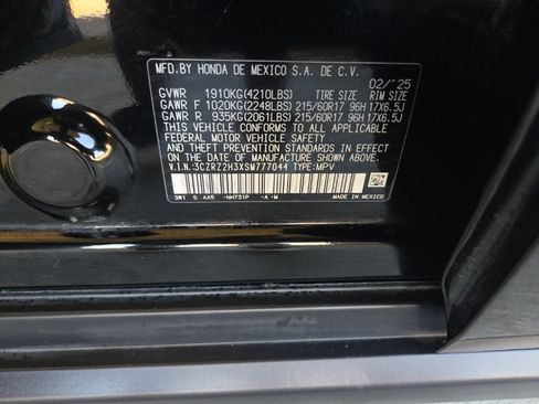 Used 2025 Honda HR-V LX image 3