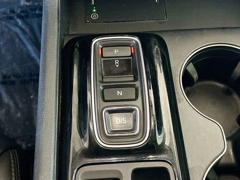 Used 2025 Honda Pilot EX-L image 24