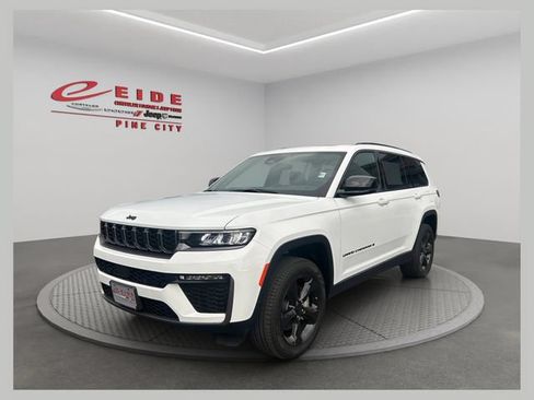 New 2026 Jeep Grand Cherokee L Limited w/ Limited Altitude Package AWD/4WD image 1