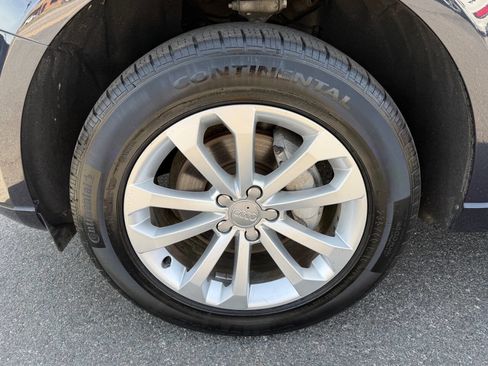 Used 2016 Audi Q5 2.0T Premium Plus w/ Technology Package AWD/4WD image 14