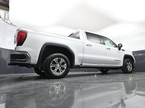 Used 2024 GMC Sierra 1500 SLT AWD/4WD image 47