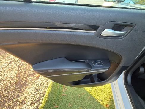 Used 2020 Chrysler 300 S RWD image 19
