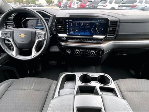 Used 2024 Chevrolet Silverado 1500 LT w/ Protection Package image 7