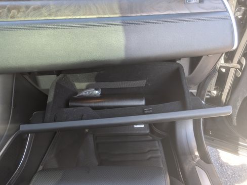 Used 2023 Jaguar F-PACE S image 34