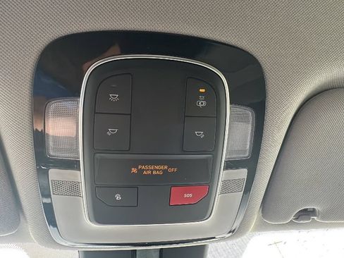 Used 2022 Hyundai Santa Fe SEL FWD image 26