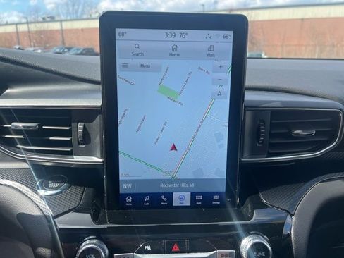 Used 2024 Ford Explorer ST w/ Equipment Group 401A image 32