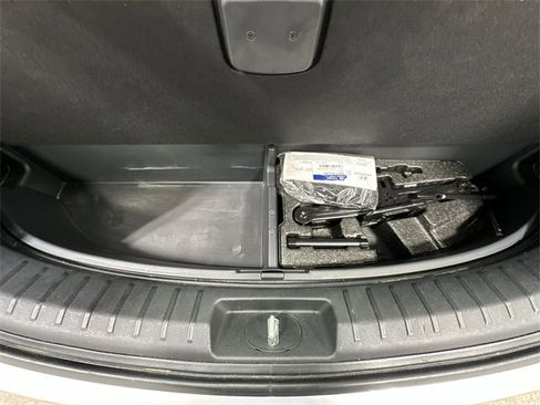 Used 2017 Hyundai Santa Fe Sport image 24