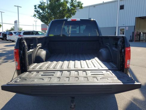 Used 2016 Ford F150 XLT w/ Equipment Group 302A Luxury AWD/4WD image 8