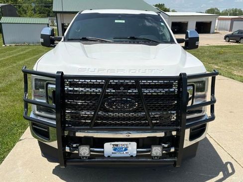 Used 2021 Ford F250 Lariat w/ Lariat Ultimate Package AWD/4WD image 2
