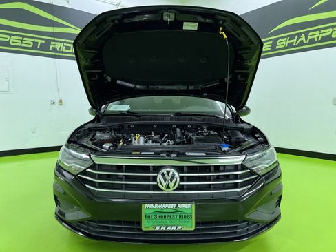 Used 2020 Volkswagen Jetta R-Line FWD image 4