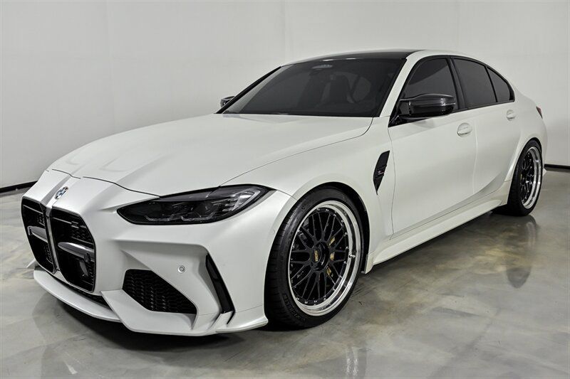 Used 2022 BMW M3 Competition w/ M Carbon Exterior Package AWD/4WD image 5