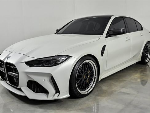 Used 2022 BMW M3 Competition w/ M Carbon Exterior Package AWD/4WD image 5