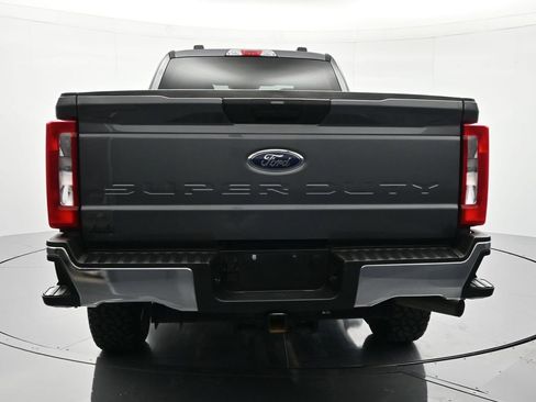 Used 2025 Ford F250 XLT AWD/4WD image 6