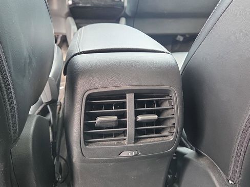 Used 2024 Ford Escape Platinum AWD/4WD image 10