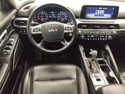 Used 2022 Kia Telluride LX AWD/4WD image 22