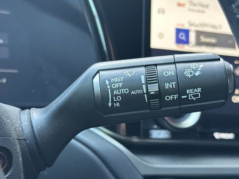 Used 2025 Lexus TX 500h AWD w/ Technology Package image 34