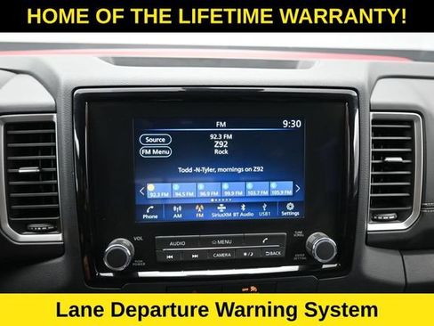 Used 2022 Nissan Frontier SV AWD/4WD image 28