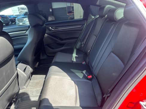 Used 2020 Honda Accord Sport image 10