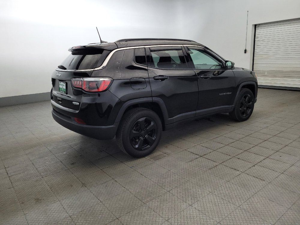 Used 2019 Jeep Compass Latitude w/ Popular Equipment Group AWD/4WD image 10