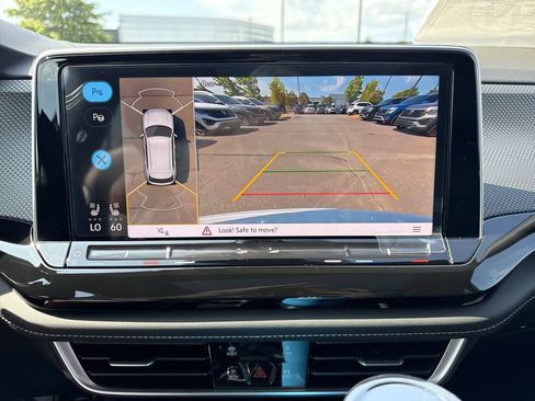 New 2025 Volkswagen Atlas Cross Sport SEL Premium R-Line image 31