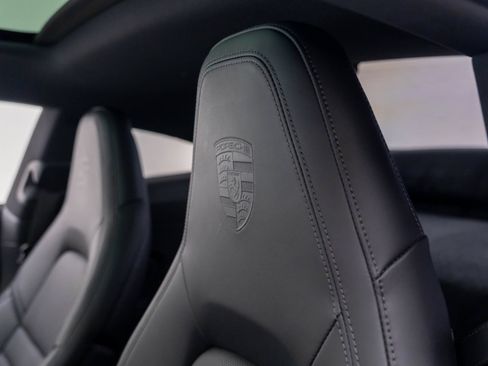 Certified 2025 Porsche 911 Carrera RWD image 19