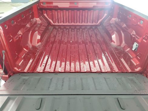 Used 2024 Chevrolet Colorado Z71 w/ LPO, Dark Essentials Package image 33