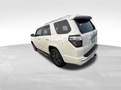 Used 2023 Toyota 4Runner Limited AWD/4WD image 9