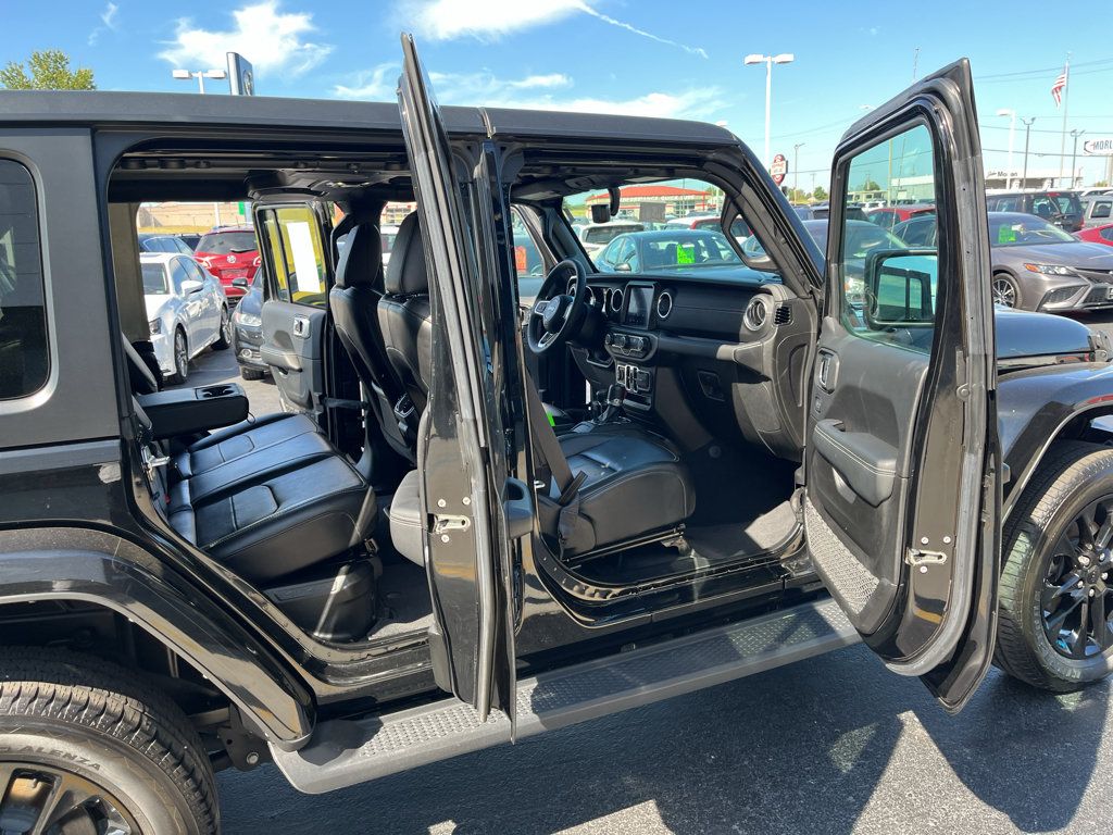 Used 2023 Jeep Wrangler Unlimited Sahara AWD/4WD image 36