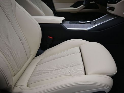 New 2026 BMW i4 eDrive40 w/ Premium Package image 25