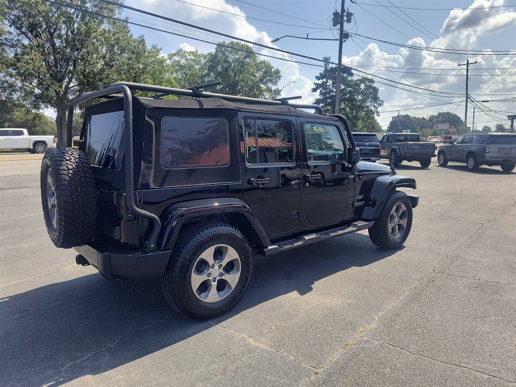 Used 2017 Jeep Wrangler Unlimited Sahara w/ Max Tow Package AWD/4WD image 5