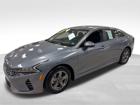 Used 2023 Kia K5 LXS image 3