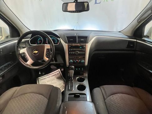 Used 2012 Chevrolet Traverse LT w/ All-Star Edition FWD image 13