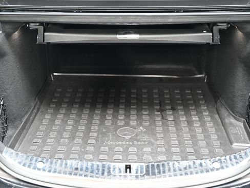 Used 2016 Mercedes-Benz S 550 Sedan image 44