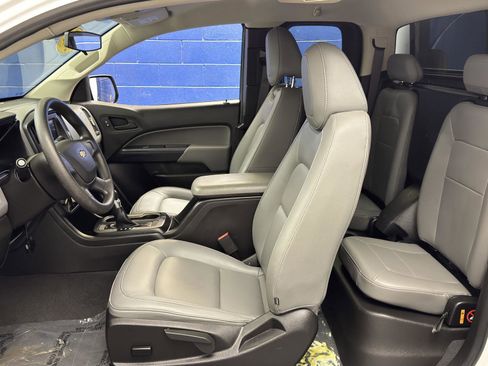 Used 2022 Chevrolet Colorado W/T image 14