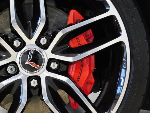 Used 2016 Chevrolet Corvette Stingray Convertible w/ 3LT Preferred Equipment Group RWD image 30