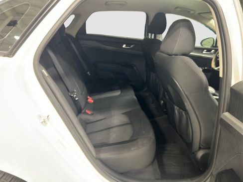 Used 2021 Kia K5 LXS FWD image 10