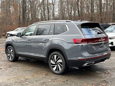 New 2026 Volkswagen Atlas SEL image 4