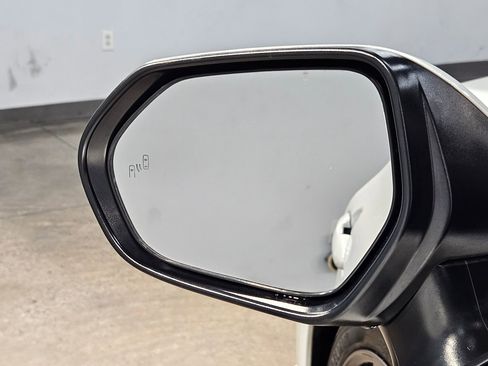 Used 2025 Toyota Camry XSE image 22