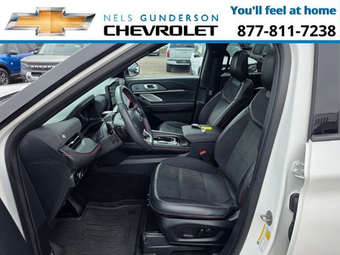 Used 2025 Ford Explorer ST AWD/4WD image 18
