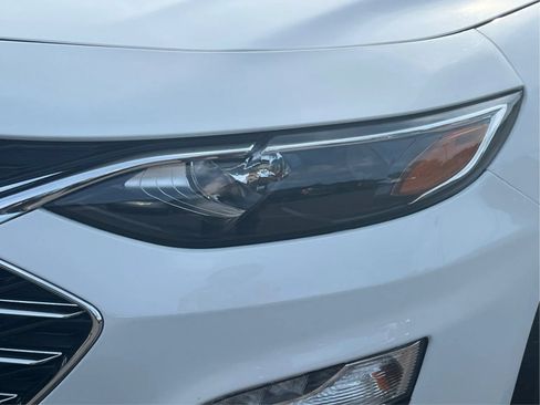 Used 2024 Chevrolet Malibu LT FWD image 32