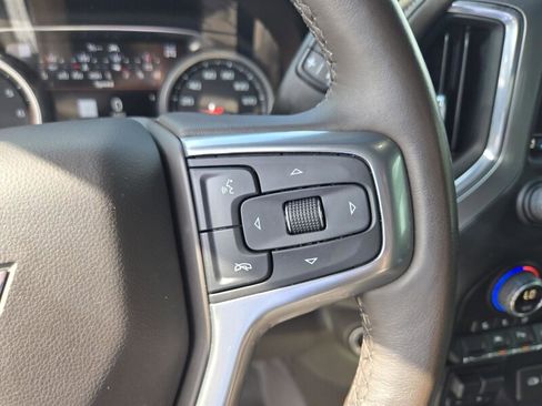 Used 2022 Chevrolet Silverado 1500 LTZ w/ Technology Package AWD/4WD image 10