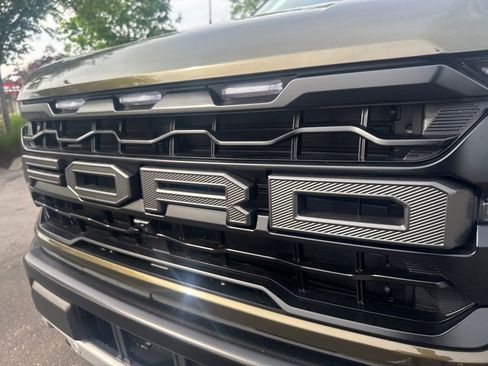 Used 2025 Ford F150 Raptor AWD/4WD image 39