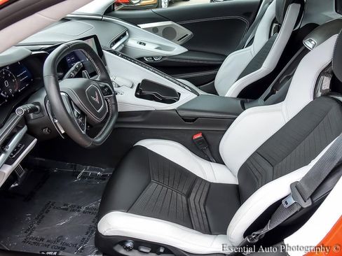 Used 2021 Chevrolet Corvette Stingray Premium Cpe w/ Z51 Performance Package RWD image 10