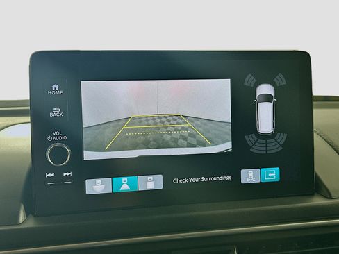Used 2024 Honda Pilot Touring image 23