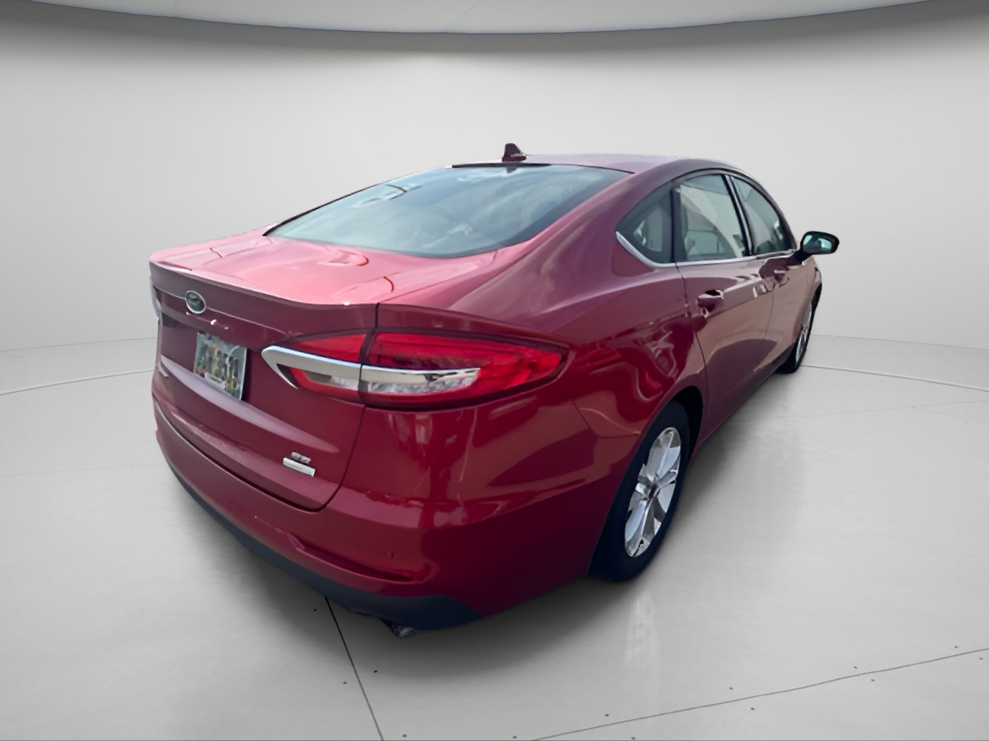 Used 2020 Ford Fusion SE FWD image 8